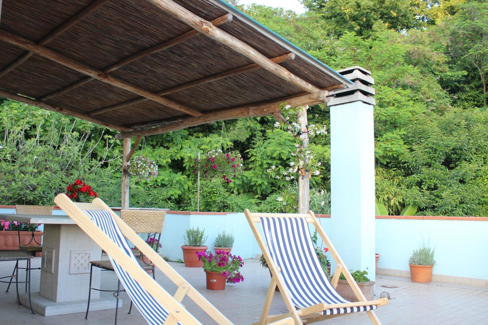 La Terrazza Apartment Massa  Bagian luar foto